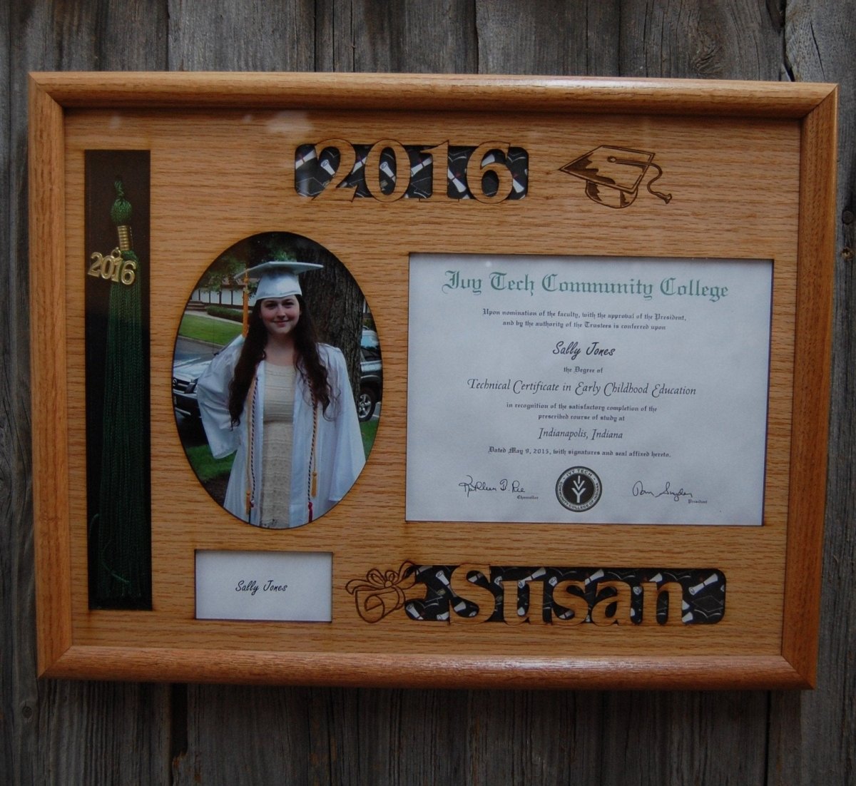 2026 Graduation Tassel & Diploma Picture Frame