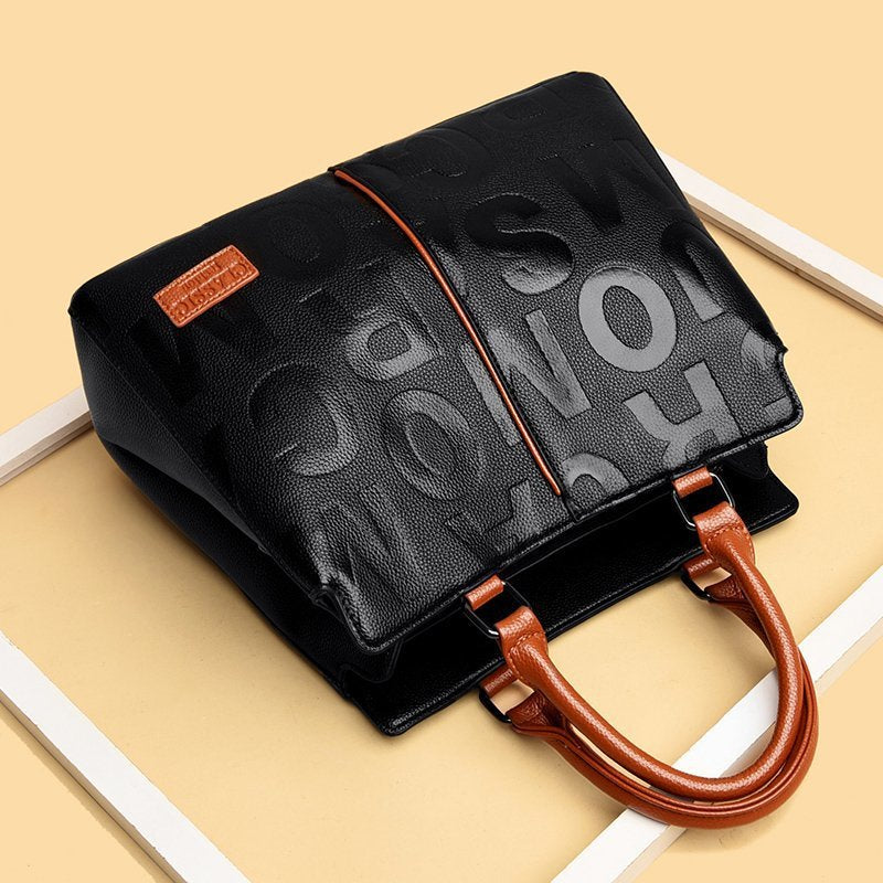 Monogram print shoulder bag Eye Catching Color With Large Capacity Casual Handbag For Ladies And Girls High Quality Luxury Handbags for Women