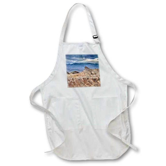 Apron - Dark clouds over multicolored mountains Photography - Landscapes