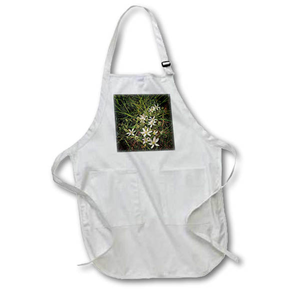 Apron - WHITE FLOWERS IN GRASS PHOTO 2022 DYLAN SEIBOLD - PHOTOGRAPHY
