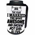 3dRose BrooklynMeme Sayings - 2015 The year I married the most smoking hot girl alive - Can Cooler Bottle Wrap (cc_212159)