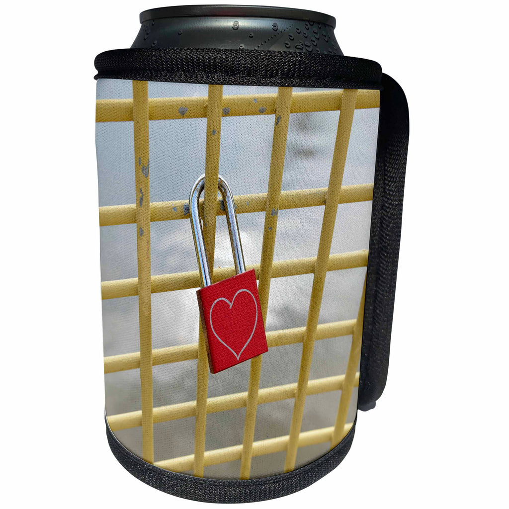 3dRose Danita Delimont - Architecture - USA, Pennsylvania, Pittsburgh. Love lock on Bridge - Can Cooler Bottle Wrap (cc_231567)