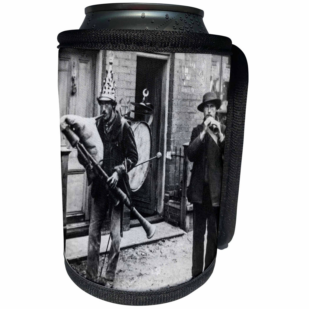 3dRose Scenes from the Past Magic Lantern - Edwardian Street Performers Vintage 1910 Funny Musicians - Can Cooler Bottle Wrap (cc_246080)