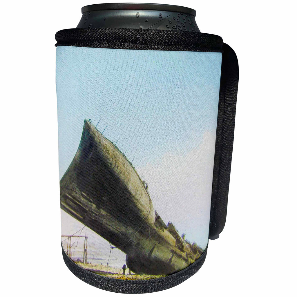 3dRose Scenes from the Past Magic Lantern - Beached World War I Submarine Hastings England Magic Lantern Vintage - Can Cooler Bottle Wrap (cc_246097)