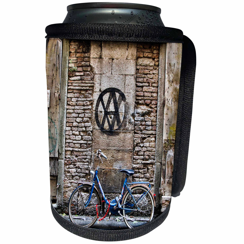 3dRose Danita Delimont - Italy - Italy, Pisa, Bicycle - Can Cooler Bottle Wrap (cc_277602)