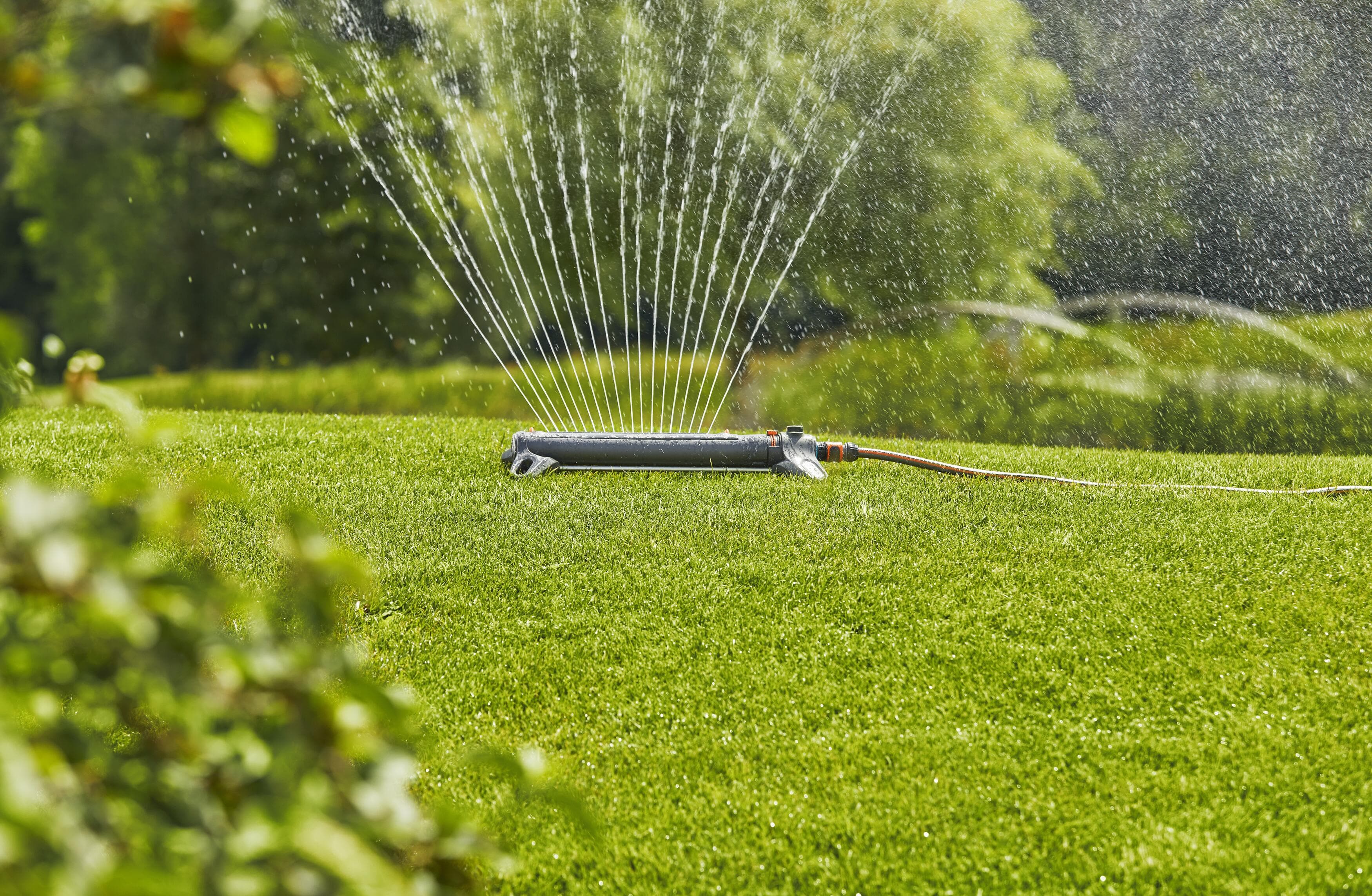 AquaZoom Oscillating Sprinkler