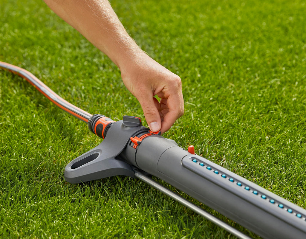 AquaZoom Oscillating Sprinkler