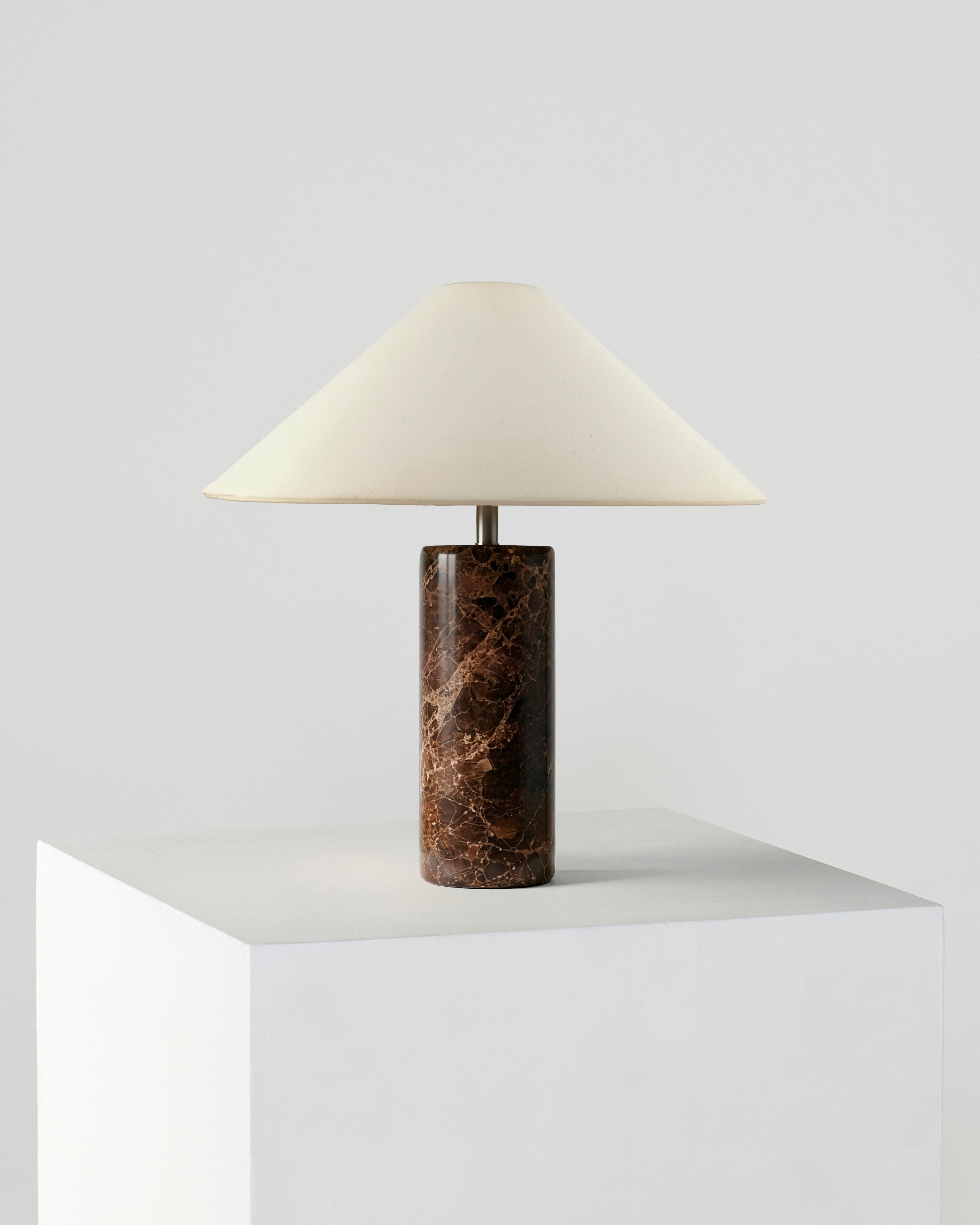Runo Table Lamp