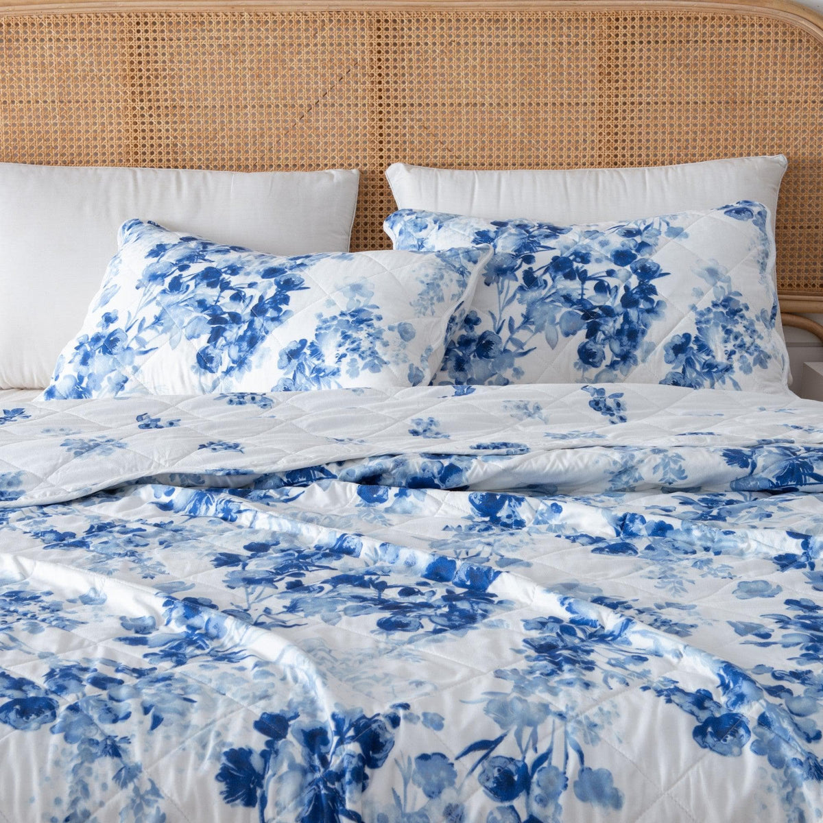 Watercolor Leaves Quilt Set - Jacqueline Collection