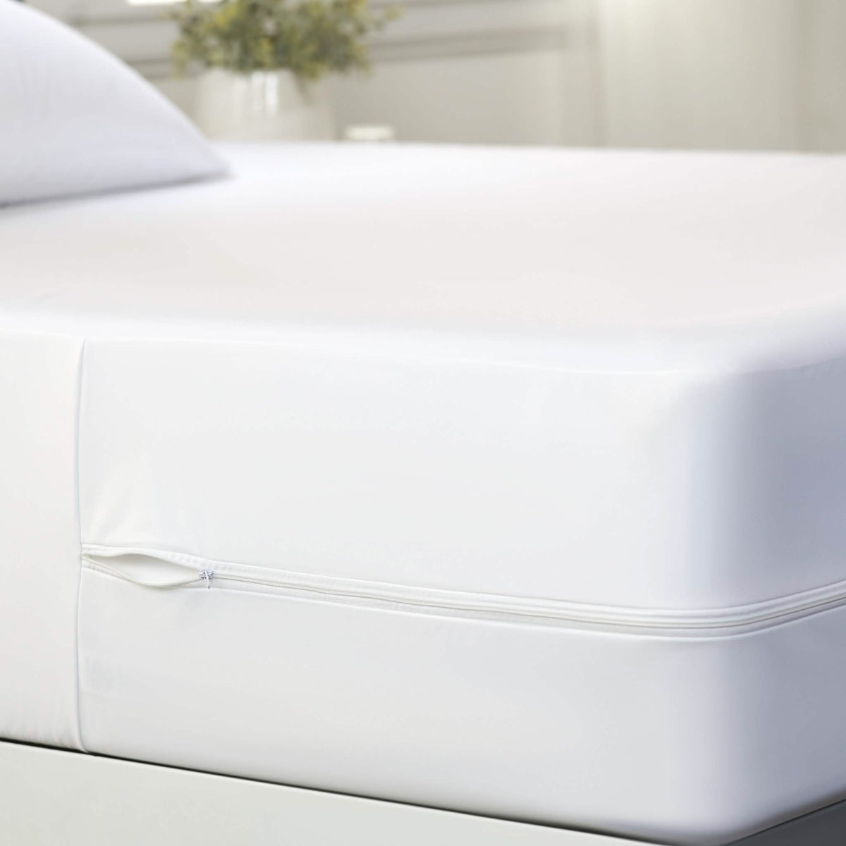 Home Collection Total Protection 6-Sided Mattress Encasement