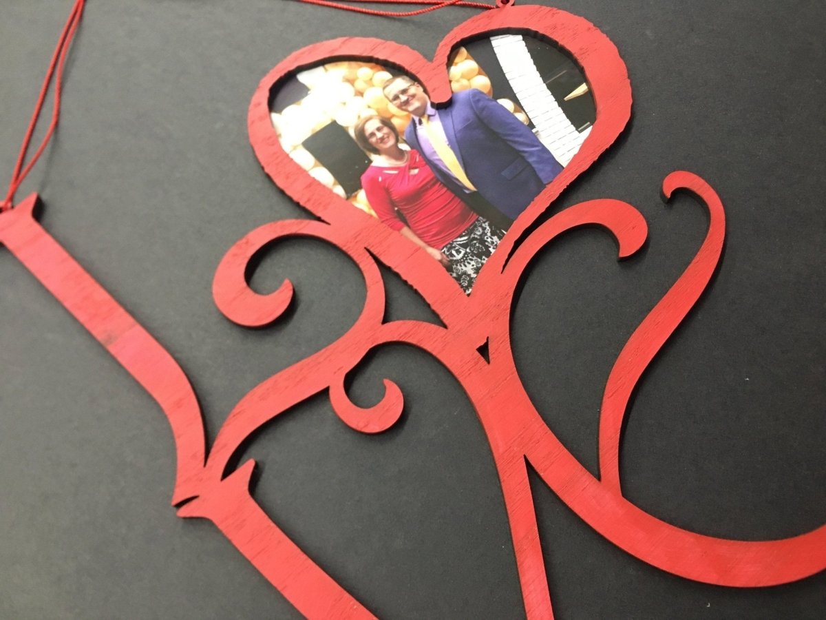 Love Sign Wall Decor