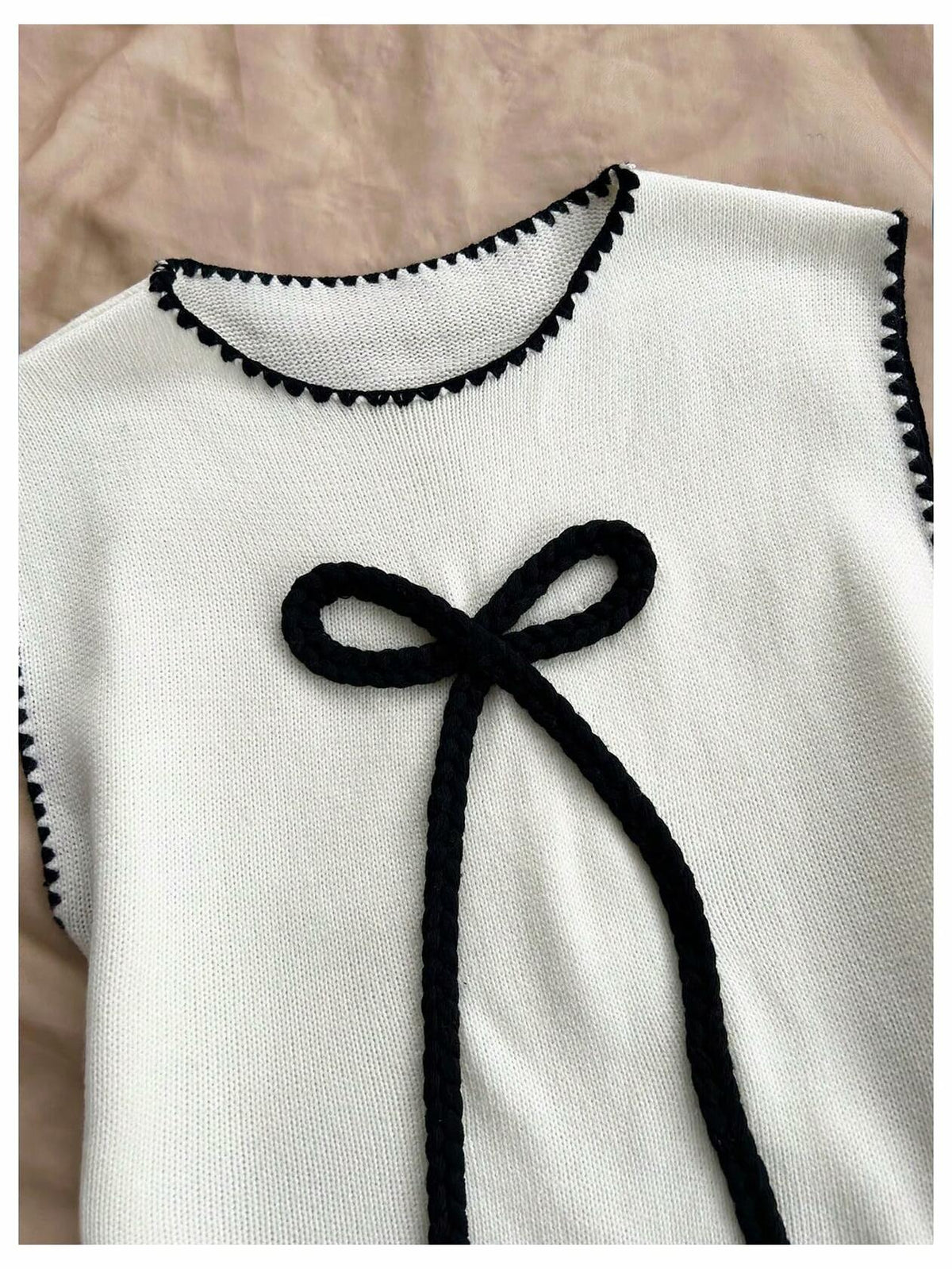 Verdusa Women’s Sleeveless Sweater Vest Bow Knit Tank Top White S