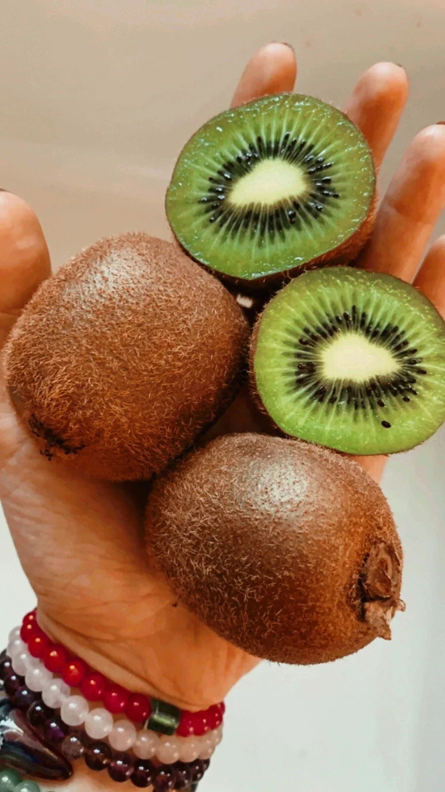Kiwi Seeds - 100 Count Organic Non-GMO Sweet Fruit Seeds for Homegrown Edible Garden - Actinidia deliciosa
