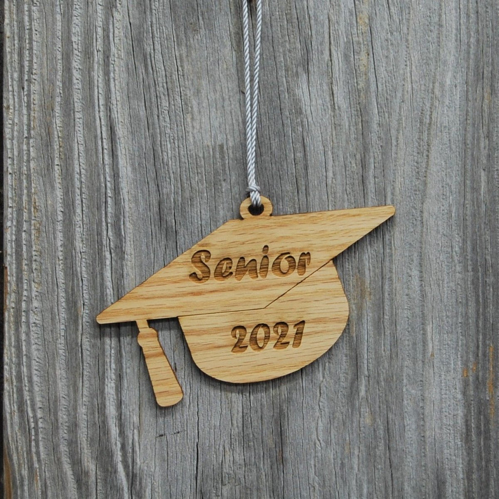 Senior 2027 Graduation Ornament
