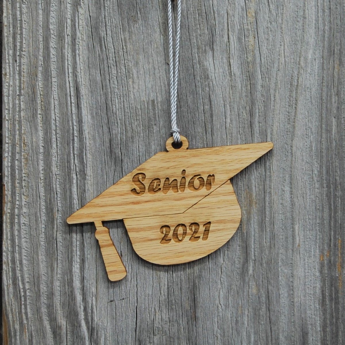Senior 2027 Graduation Ornament